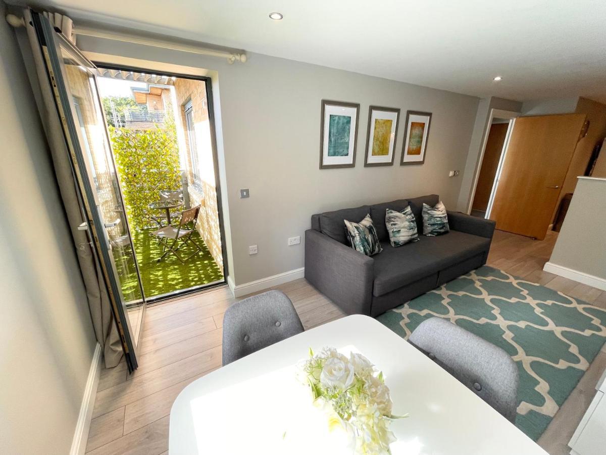 Urban Living'S - The Wesley Beautiful City Centre Apartment With Balcony Oksford Zewnętrze zdjęcie